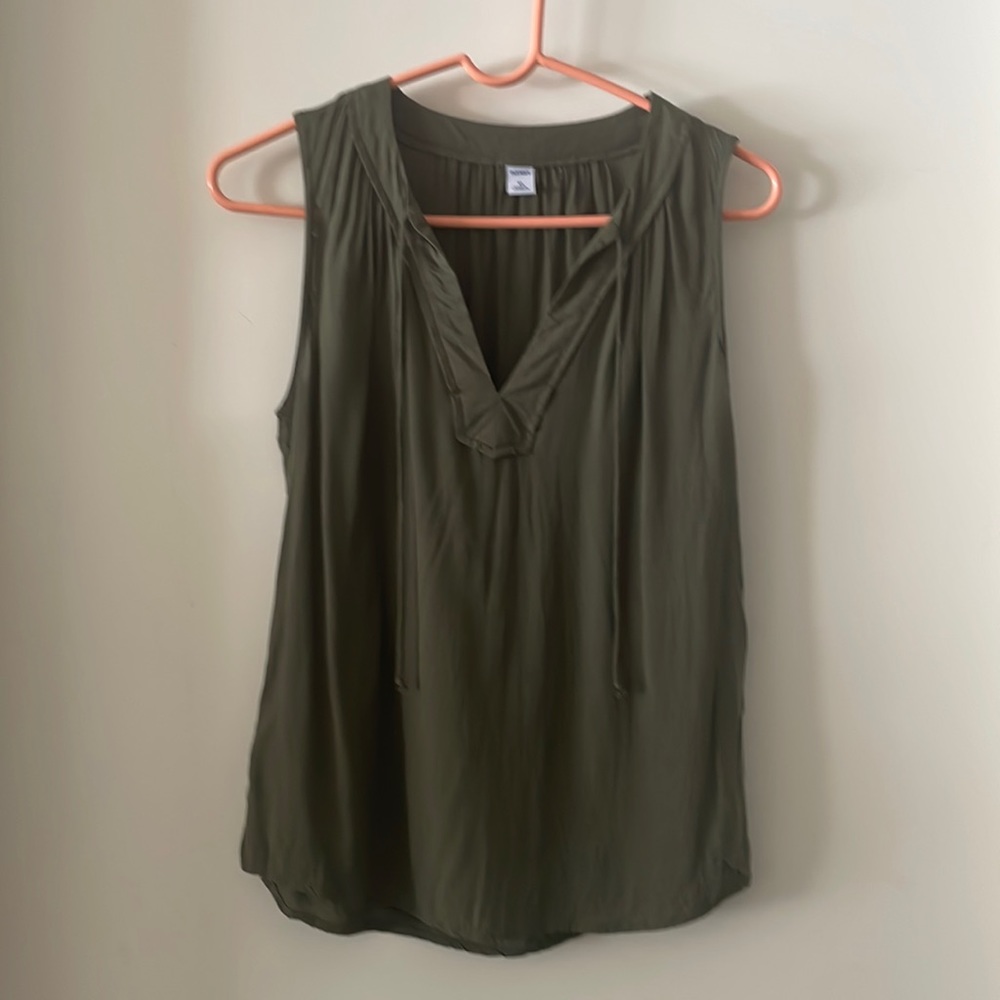 Old Navy Split-Neck Swing Tank